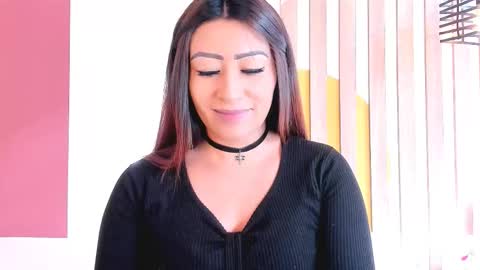 Snapshot of emmanaughty_ chatting on October 3, 9:09 pm emmanaughty_ online show from October 3, 9:09 pm