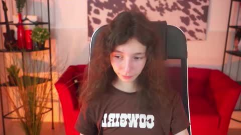 Snapshot of emmanuellbrown chatting on September 23, 1:20 pm emmanuellbrown online show from September 23, 1:20 pm