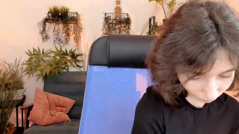 emmanuellbrown online show from November 30, 12:53 pm