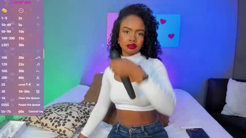 Snapshot of emmasmith06 chatting on September 15, 5:31 pm Emma online show from September 15, 5:31 pm
