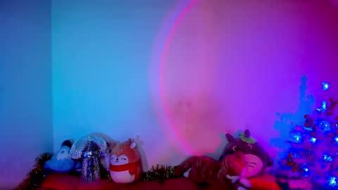 RH-NEGATIVE GREEN-EYED BAELIEN online show from February 2, 11:48 pm