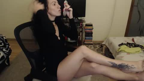 Emmatoo online show from October 14, 5:26 pm