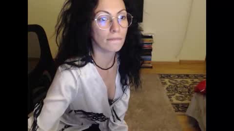 Emmatoo online show from October 15, 5:37 pm