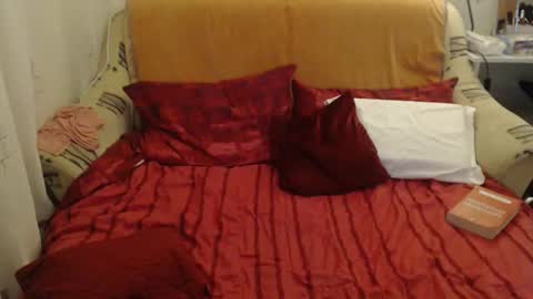 Emmatoo online show from October 23, 6:36 pm