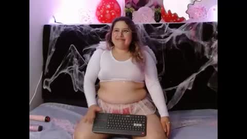 Snapshot of emmatower chatting on October 29, 9:50 pm emmatower online show from October 29, 9:50 pm