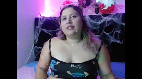 Snapshot of emmatower chatting on October 20, 7:28 pm emmatower online show from October 20, 7:28 pm