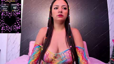 Emma Wilson online show from January 6, 4:04 am