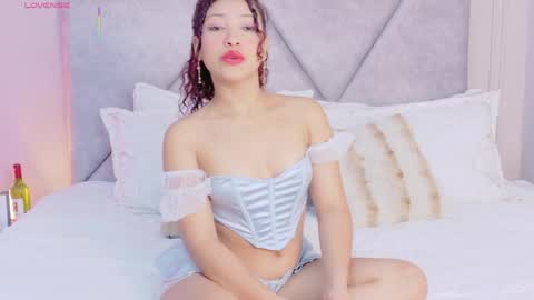 Emma online show from May 19, 12:23 pm
