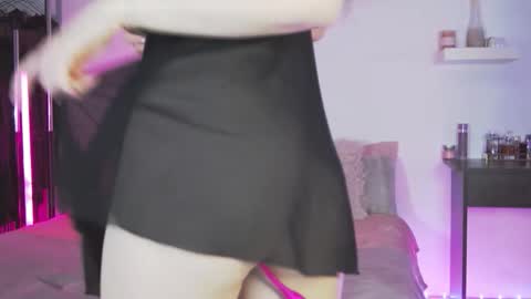 Emma online show from October 26, 4:52 am