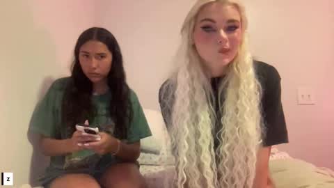 emmaxsmith online show from September 23, 12:42 am