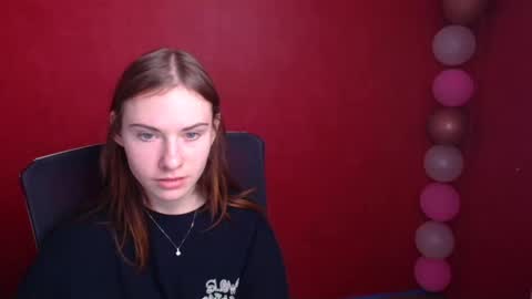 Snapshot of emmi_rossum chatting on March 7, 12:12 pm Emmi online show from March 7, 12:12 pm