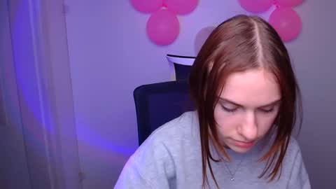 Snapshot of emmi_rossum chatting on February 17, 1:00 pm Emmi online show from February 17, 1:00 pm