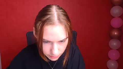 Snapshot of emmi_rossum chatting on February 19, 6:11 am Emmi online show from February 19, 6:11 am