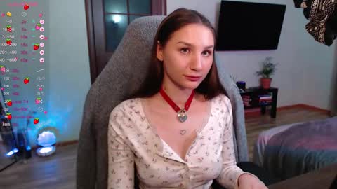 Snapshot of emmiclo chatting on October 23, 5:52 pm Emily online show from October 23, 5:52 pm