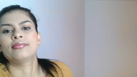 emmie online show from December 14, 11:39 am