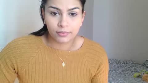 emmie online show from December 19, 10:13 am