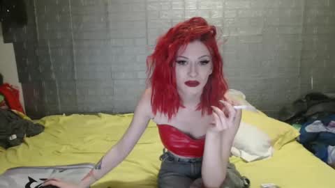 Snapshot of emmily000 chatting on January 27, 1:26 am Emmily000 online show from January 27, 1:26 am