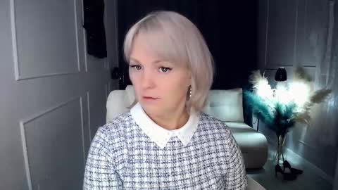 emmmam online show from November 13, 12:26 pm