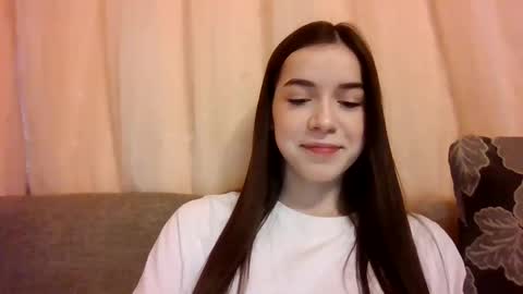 emmy_huff online show from December 2, 4:07 pm