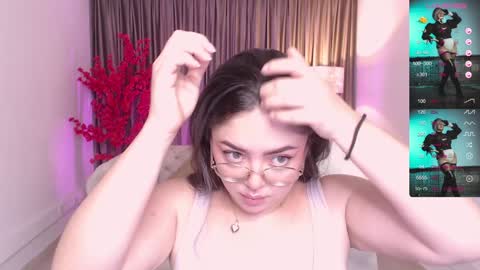 Snapshot of emmy_walker1 chatting on January 16, 11:04 am Emmy Walker online show from January 16, 11:04 am