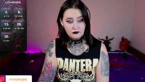 Emmy Bright     50  online show from December 5, 6:57 am