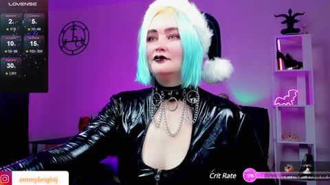 Emmy Bright     50  online show from December 12, 12:38 am