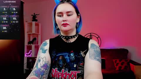 Emmy Bright     50  online show from December 4, 10:57 am