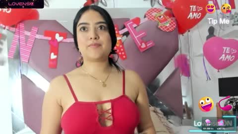 emmymiller1 online show from February 14, 7:44 pm