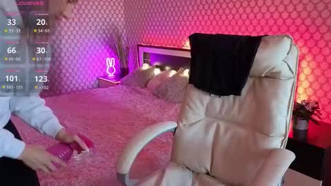 Emma online show from September 25, 9:19 am