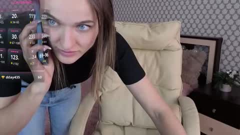 Emma online show from September 19, 12:15 pm