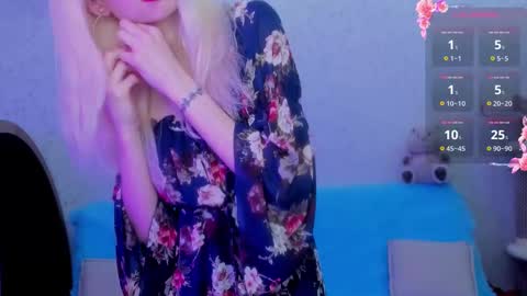 Snapshot of empress_ki chatting on September 24, 11:37 pm Ki online show from September 24, 11:37 pm