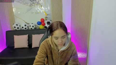 emyli_tay online show from July 11, 11:32 am