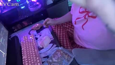 endless_voice_ online show from January 13, 8:40 am