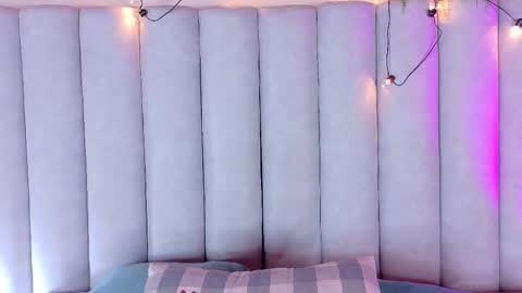 Snapshot of engelstone_ chatting on October 22, 8:03 pm  E N G E L  online show from October 22, 8:03 pm