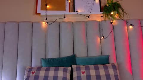 Snapshot of engelstone_ chatting on October 27, 7:41 pm  E N G E L  online show from October 27, 7:41 pm