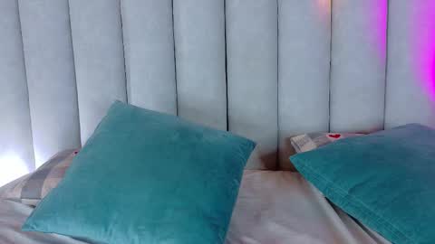 Snapshot of engelstone_ chatting on October 24, 8:16 pm  E N G E L  online show from October 24, 8:16 pm