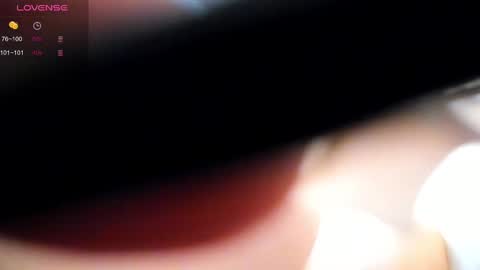 Snapshot of enn_allenn chatting on December 14, 1:17 am enn_allenn online show from December 14, 1:17 am