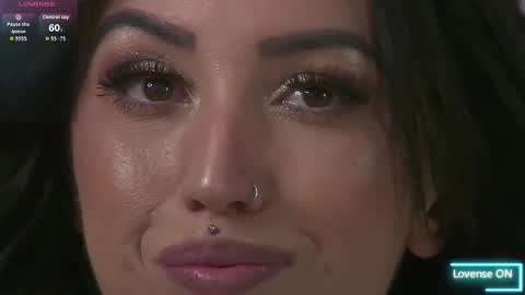 enyahazell online show from November 16, 8:42 pm