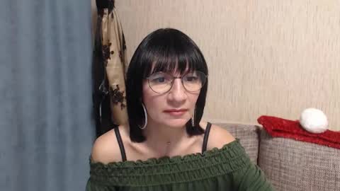 ericablack8 online show from December 27, 4:00 pm