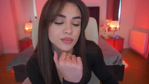 Erica online show from February 9, 2:19 pm