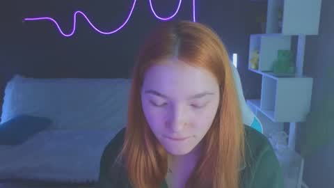 Snapshot of erikabrian chatting on September 13, 1:46 am erikabrian online show from September 13, 1:46 am