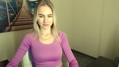 Erika online show from December 3, 12:59 pm