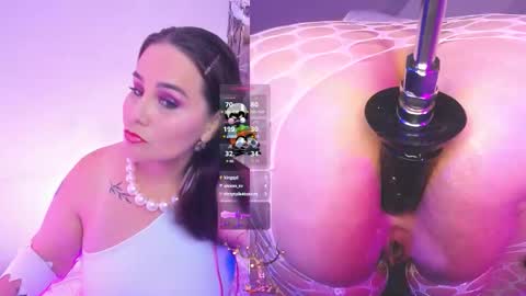 Erika  online show from October 23, 9:32 pm