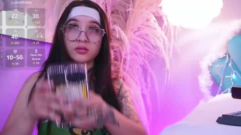 Eri  online show from December 17, 10:47 pm