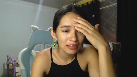 erina_1 online show from December 11, 1:47 am