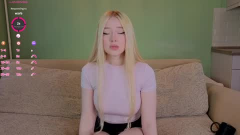 Chanel online show from April 4, 1:43 pm