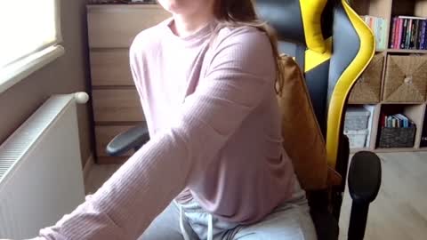 Snapshot of erotic_vibe chatting on January 10, 12:26 pm Melissa online show from January 10, 12:26 pm