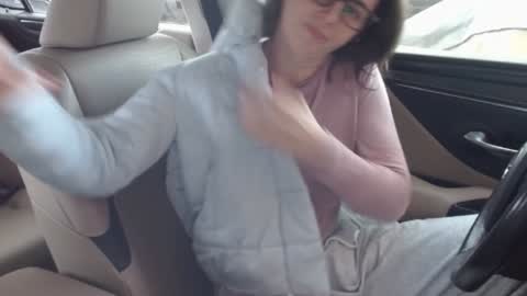 Snapshot of erotic_vibe chatting on March 12, 8:19 am Melissa online show from March 12, 8:19 am