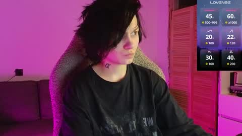 esajukyy online show from February 13, 1:46 pm