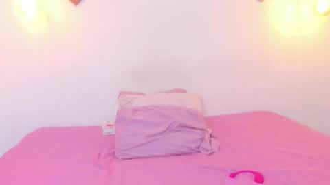 Snapshot of escar_let chatting on September 24, 8:30 pm Scarlett online show from September 24, 8:30 pm